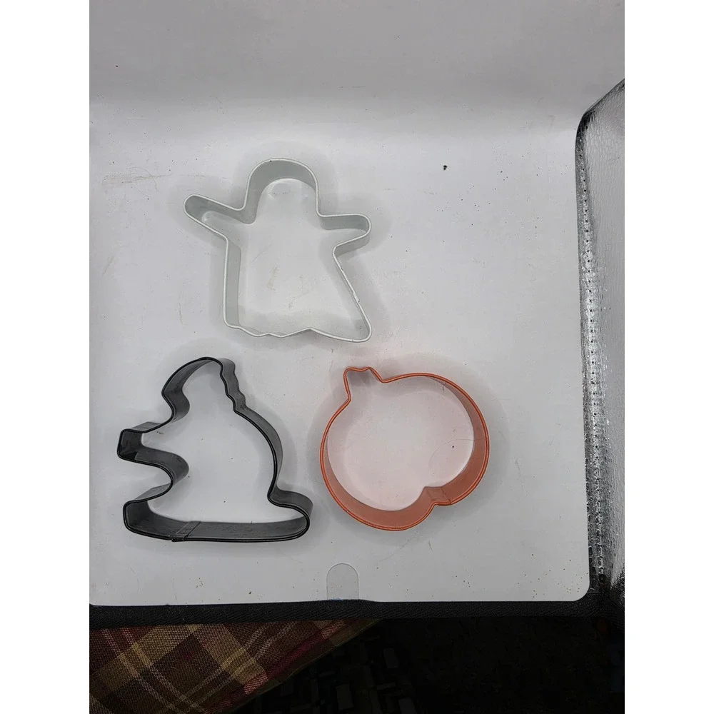 Halloween Cookie Cutter Set Ghost Witch Hat Pumpkin Metal 3 Piece Spooky Baking